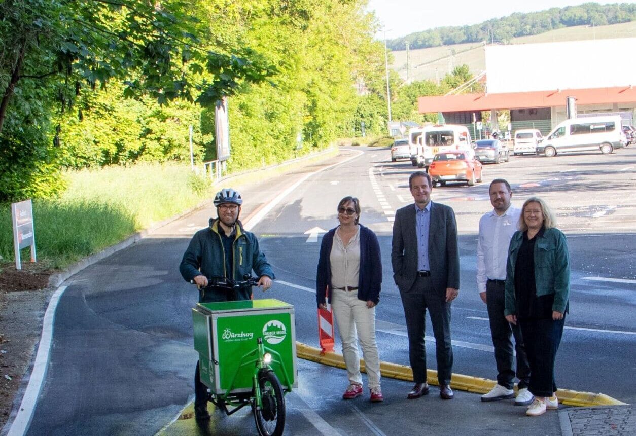 Neuer Radweg am Kaufland fertiggestellt